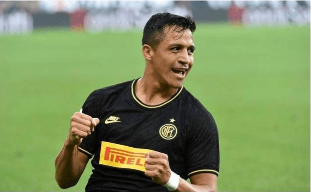  曼联旧将弑旧主，卡塞米罗红牌成转折  